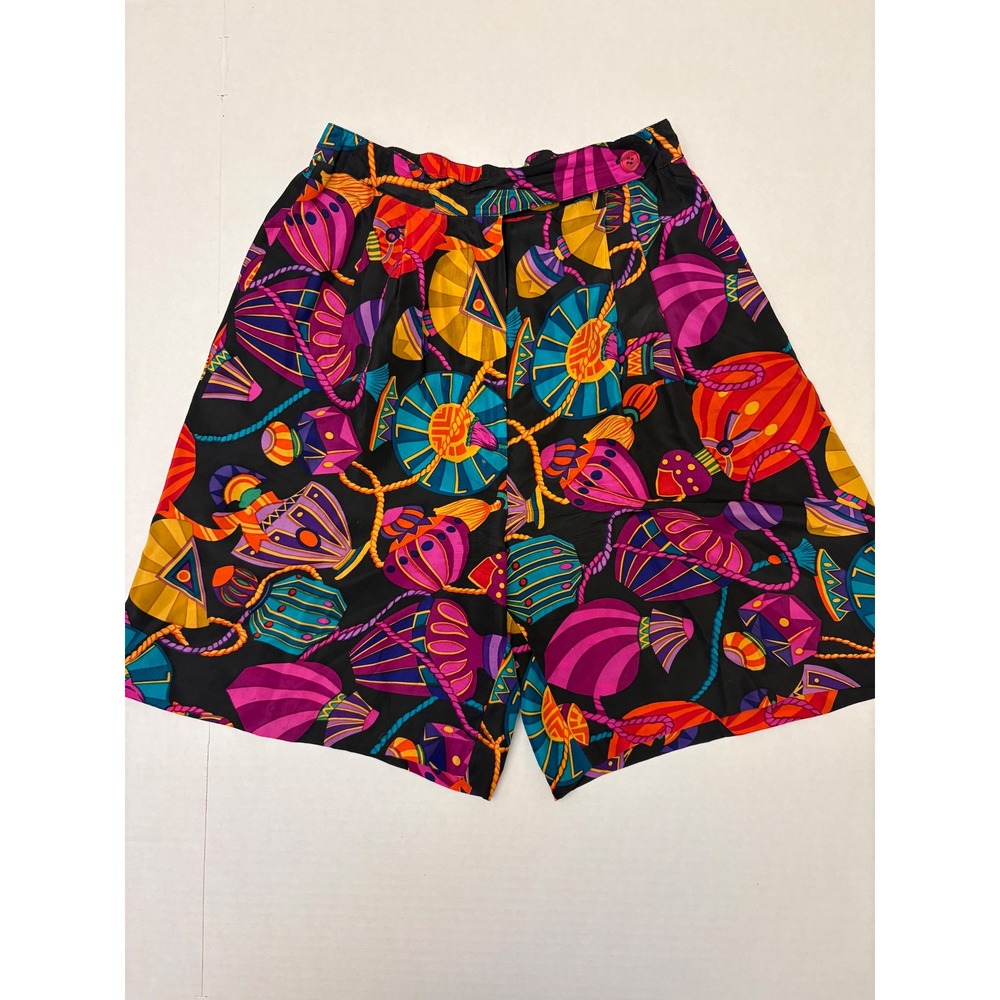 Vintage Petite Sophisticate Silk Shorts Womens 6 High Waist Bold Print 90s